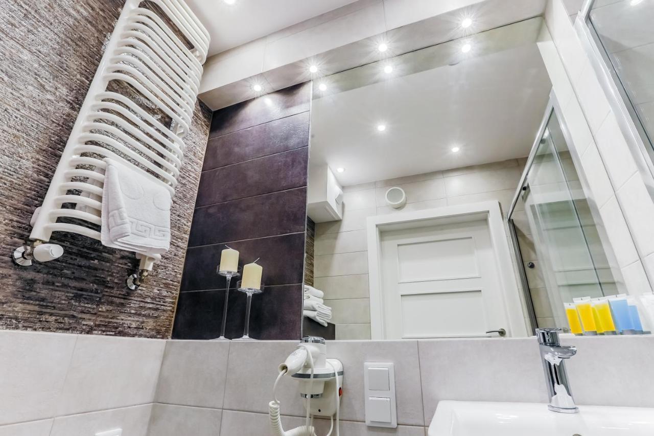 Coin Apartamenty Krakowska Вроцлав Экстерьер фото